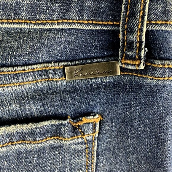 NWOT! KanCan Mid-Rise Split Leg Destroyed Skinnies Size 30" Med Blue - Picture 9 of 12